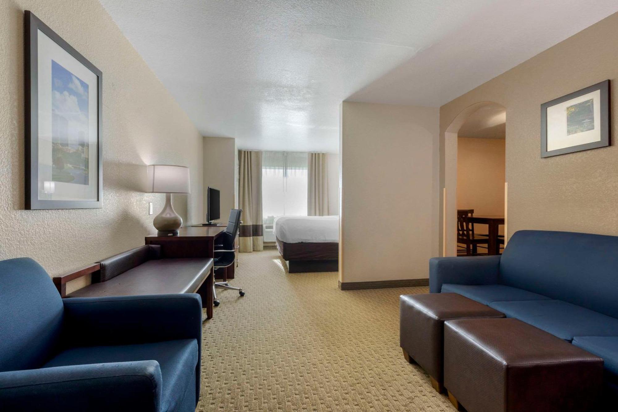 Comfort Suites Benbrook Esterno foto